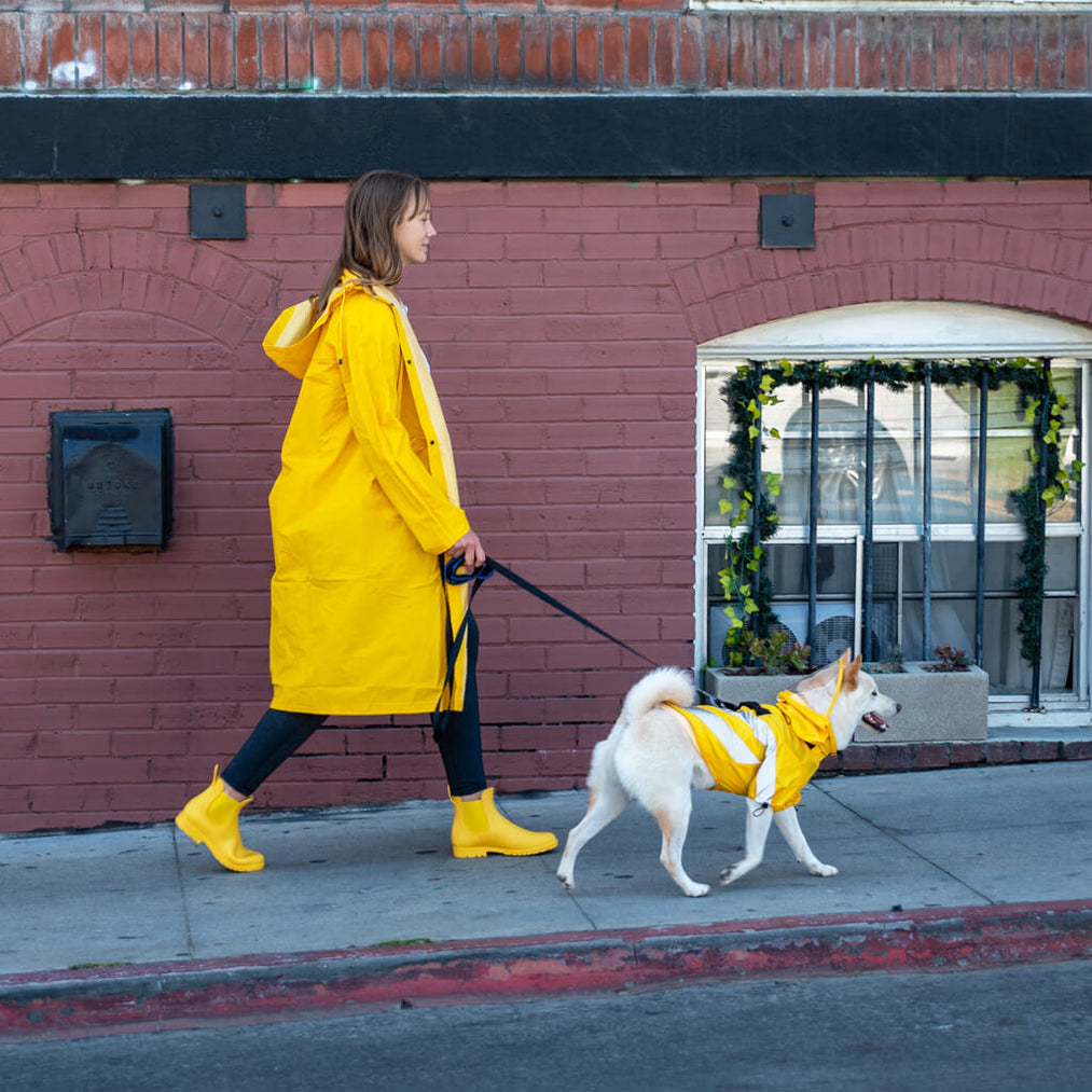 wind runner anorak with visor