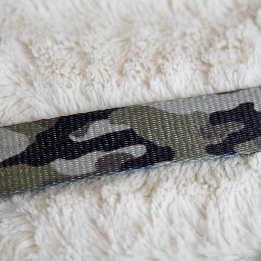 green camo leash - last one!